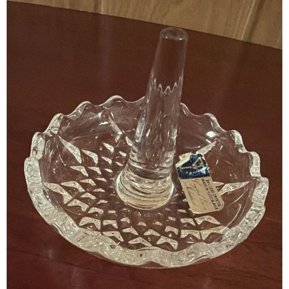 Zajercat Ring Holder 24% Lead Crystal Yugoslavia Vintage Round Base Post.   EUC!